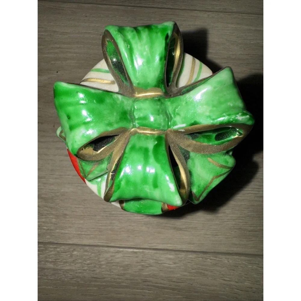 Ceramic Gift Wrap Trinket Box Round Hinged‎ Lid 5